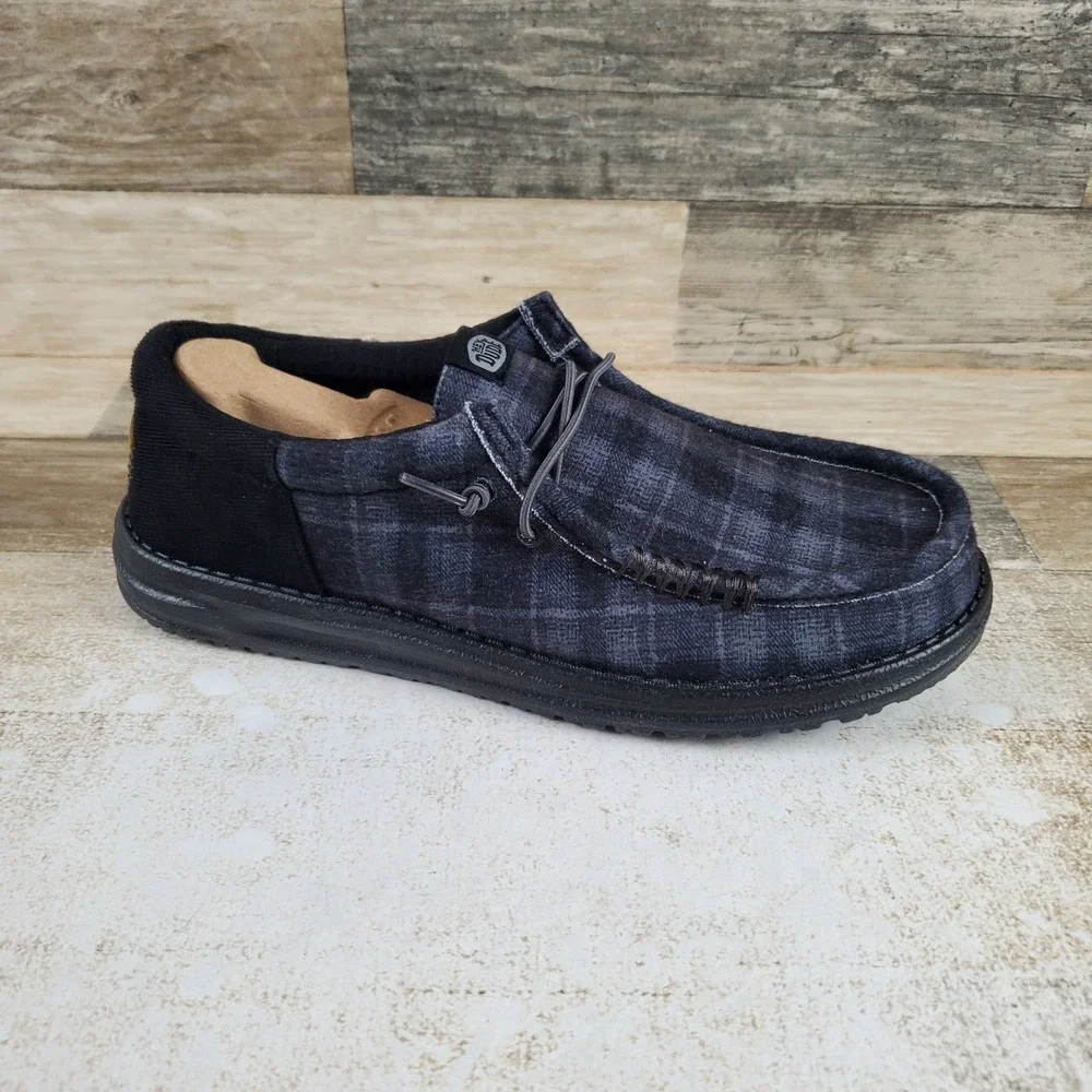 Hey Dude Wally Funk Waffle Mens Loafers Shoes Sz 9 Black Plaid Round Toe Comfort